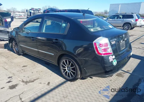 2010 Nissan Sentra 2.0S z USA, uszkodzony, nr VIN 3N1AB6AP8AL658086